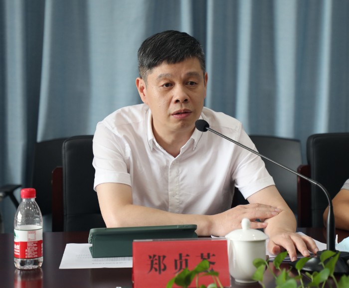郑贞苍主任.jpg